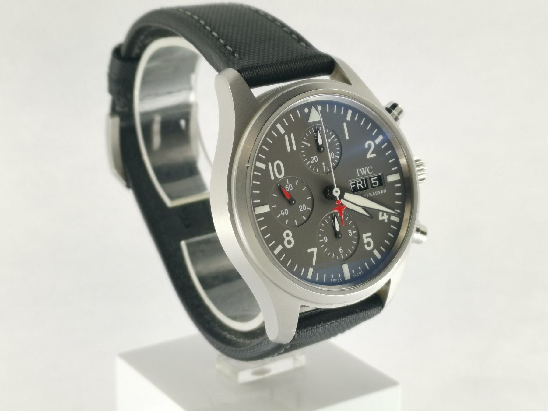 IWC pilot watch Spitfire Chrono Patrouille Suisse 300 pieces