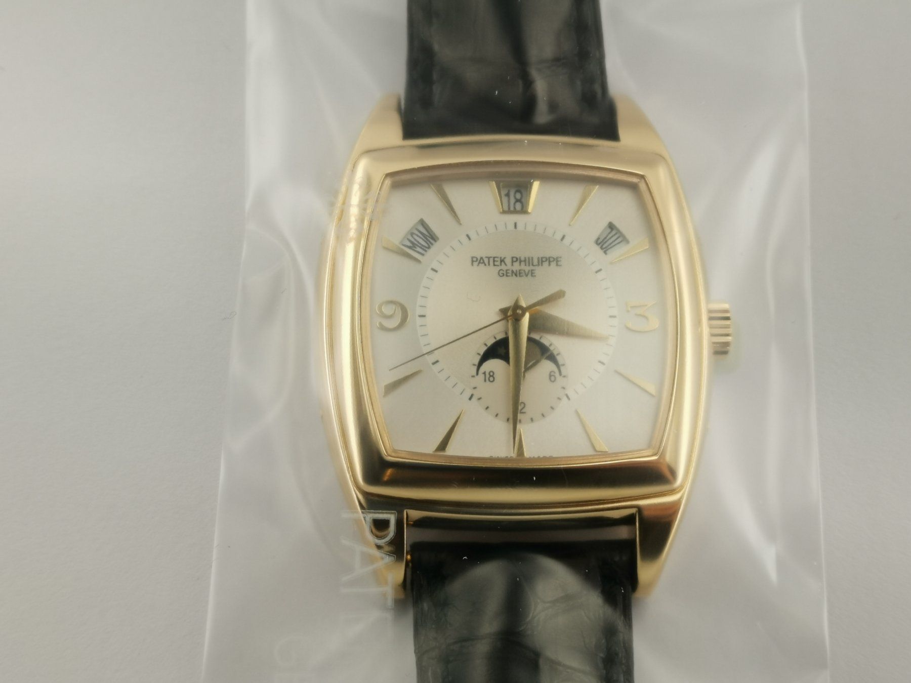 Patek Philippe Gondolo Calendario Jahreskalender 18K Gold