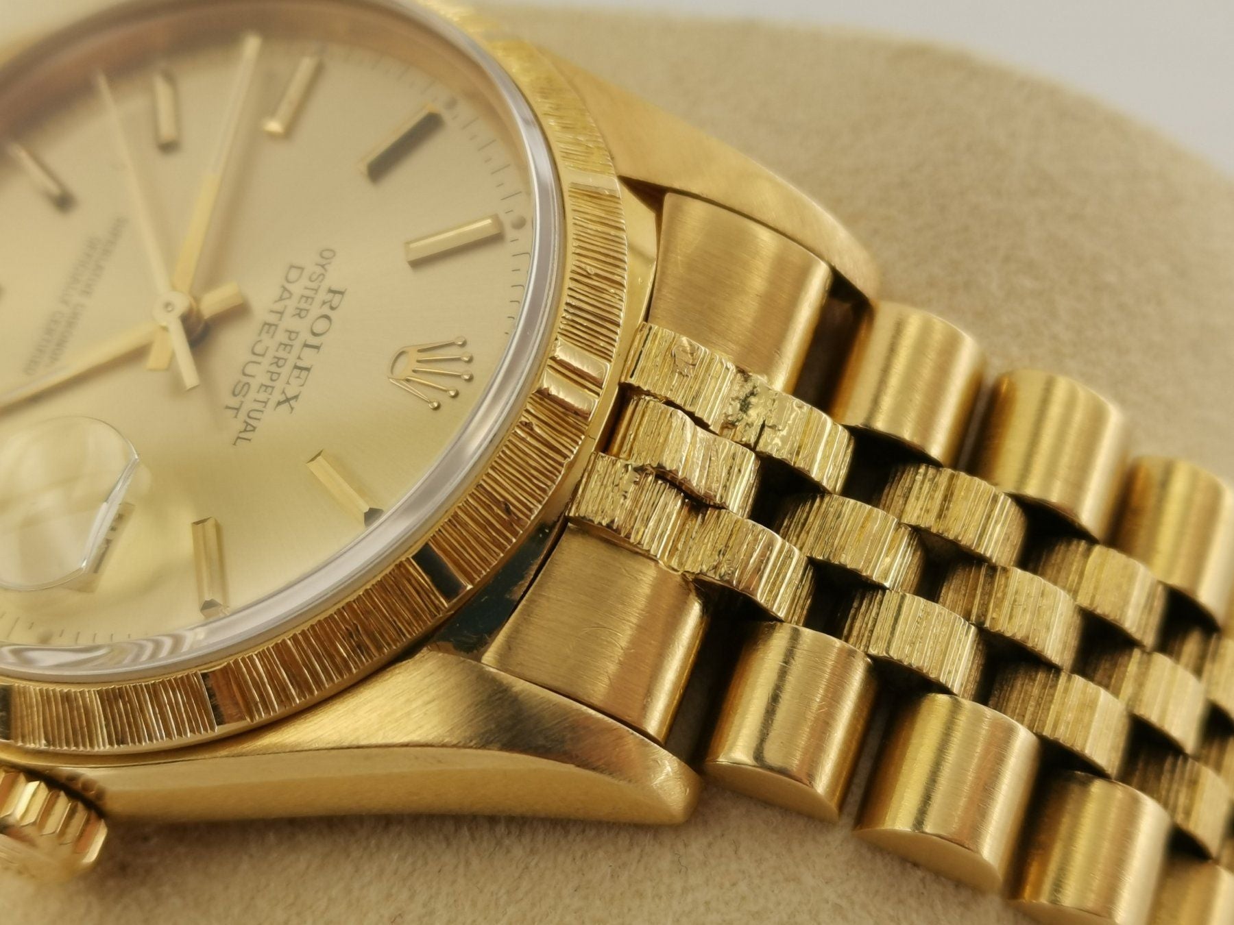 Rolex Datejust 36 Gold - 16078, Rare Bark Finish
