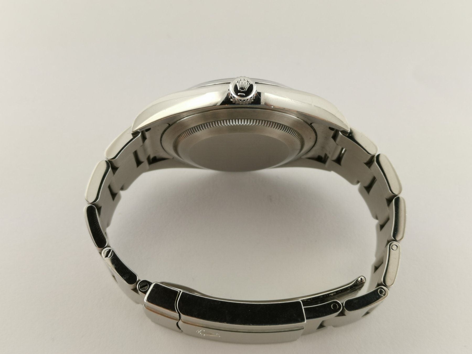 Rolex Oyster Perpetual 39 - 114300