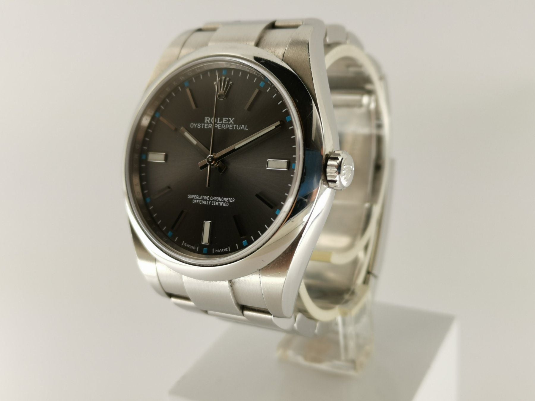 Rolex Oyster Perpetual 39 - 114300