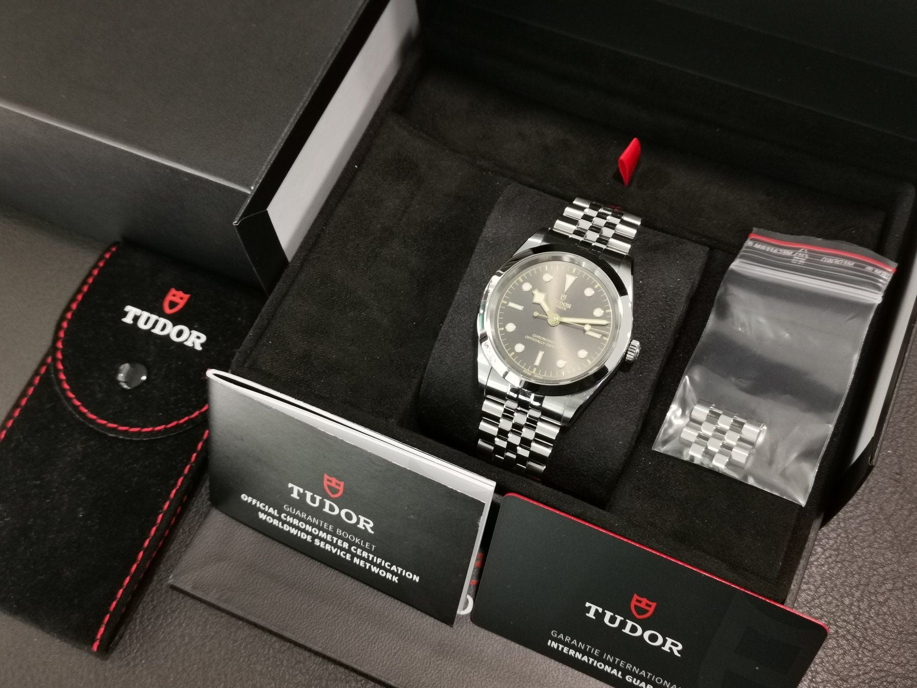 Tudor Black Bay - M79680