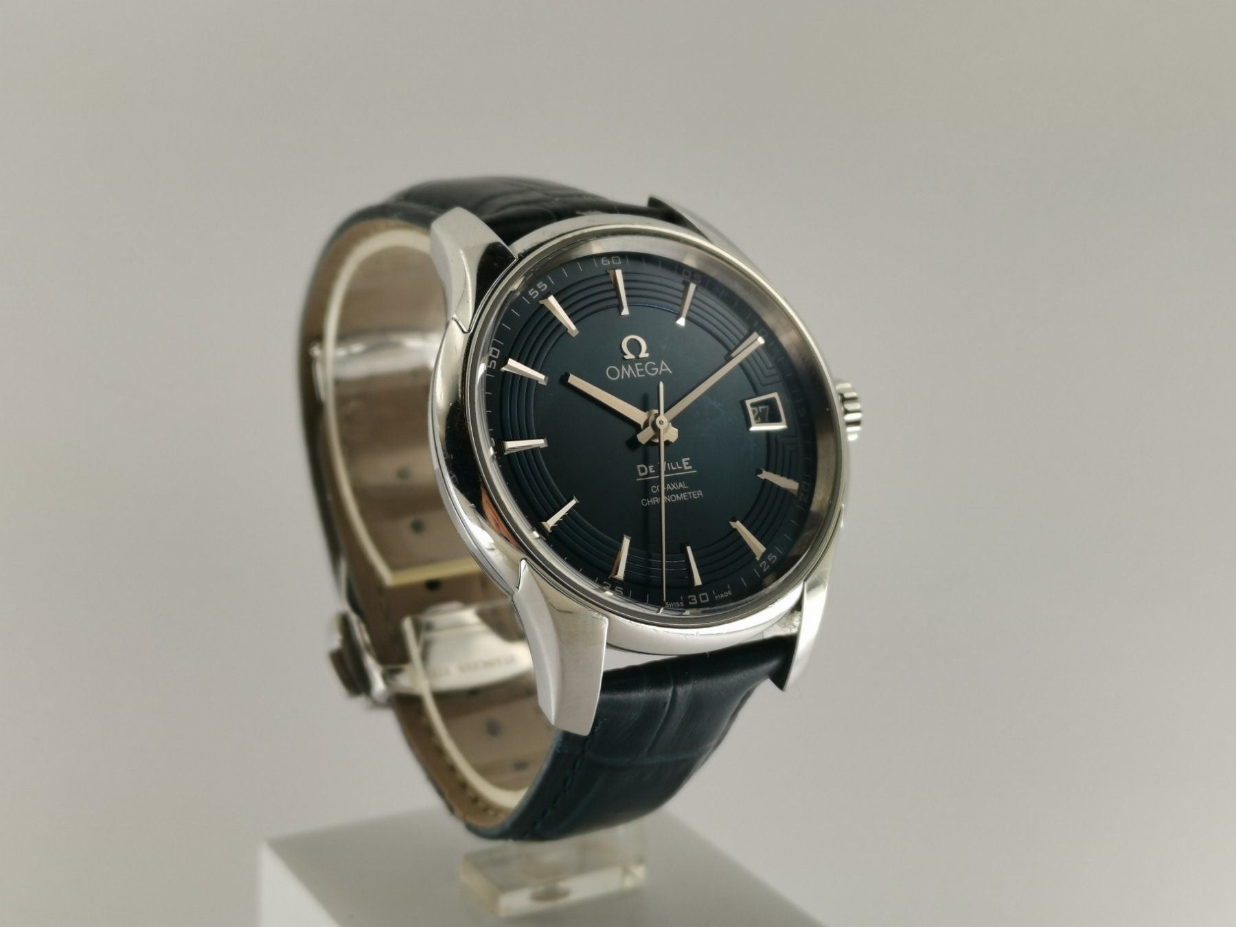 Omega De Ville Hour Vision