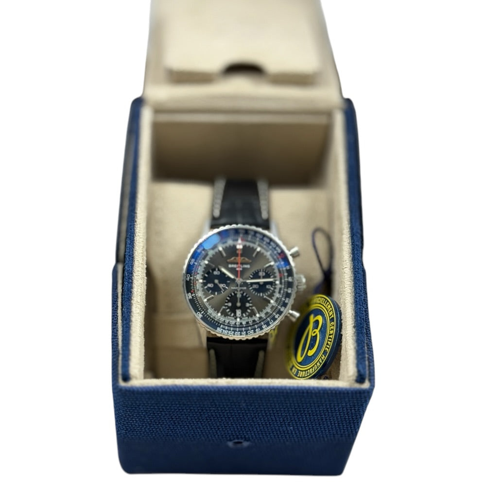 Breitling Navitimer 1 B01 Swiss Limited Ed. - AB0139