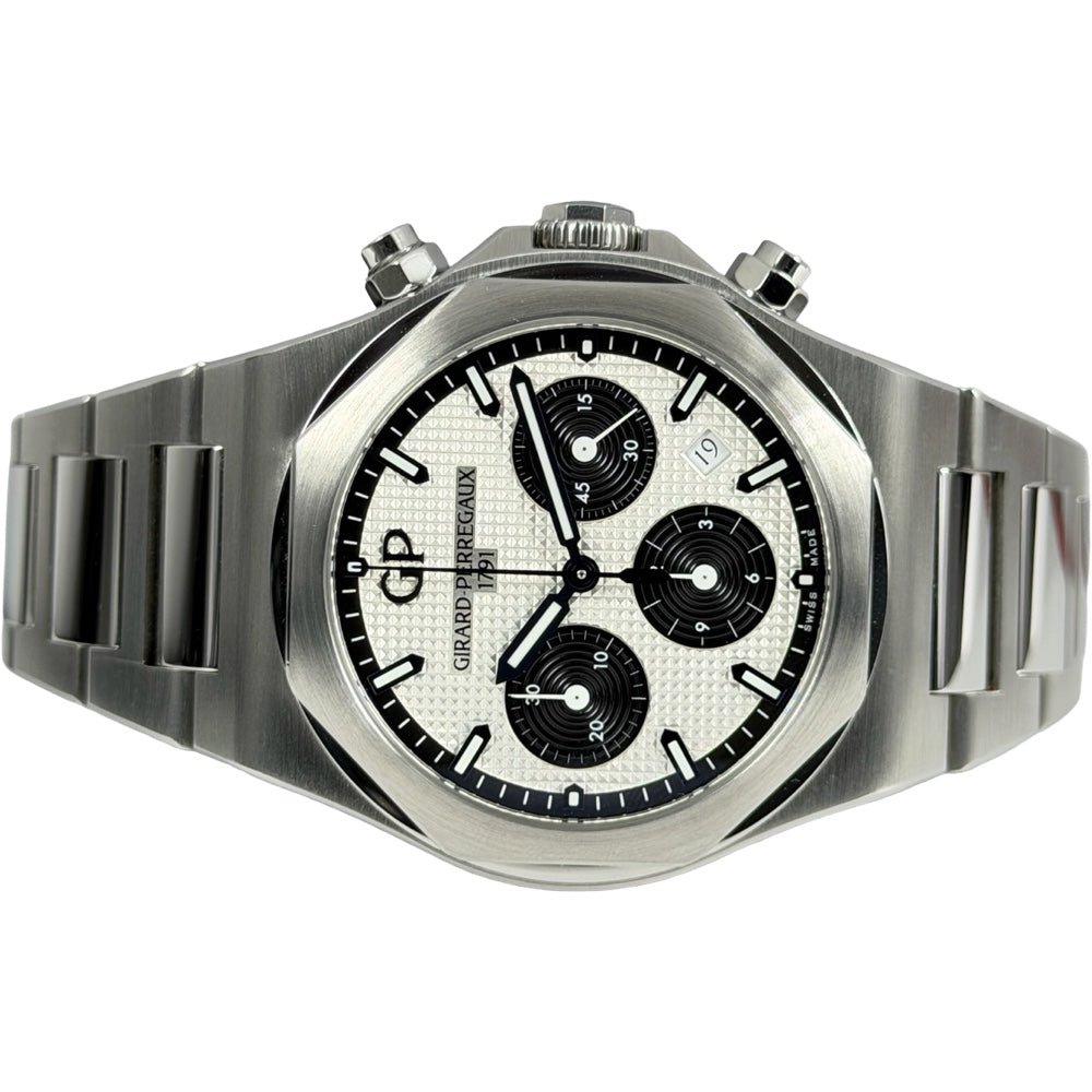 Girard Perregaux Laureato Chronograph - 81020-11-131-11A