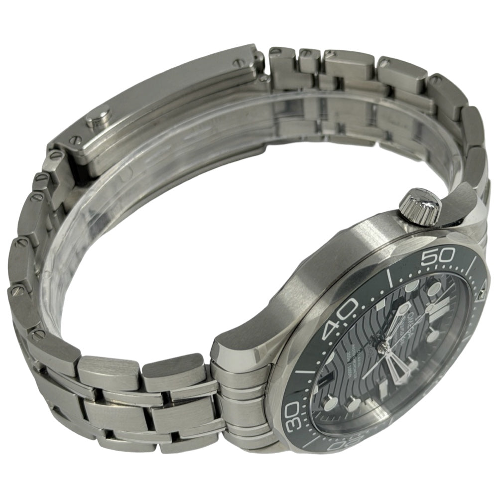 Omega Seamaster Diver 300M grün - 210.30.42.20.10.001