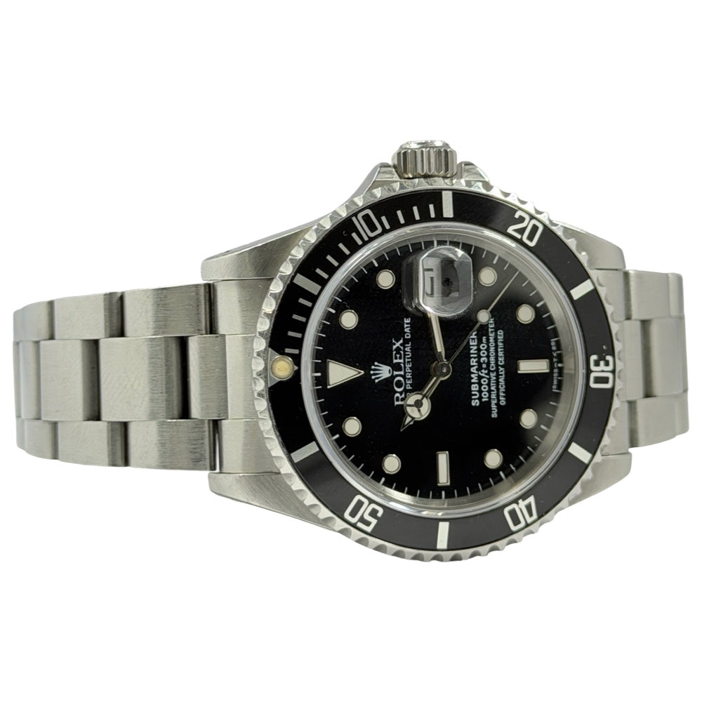 Rolex Submariner Date - 16610