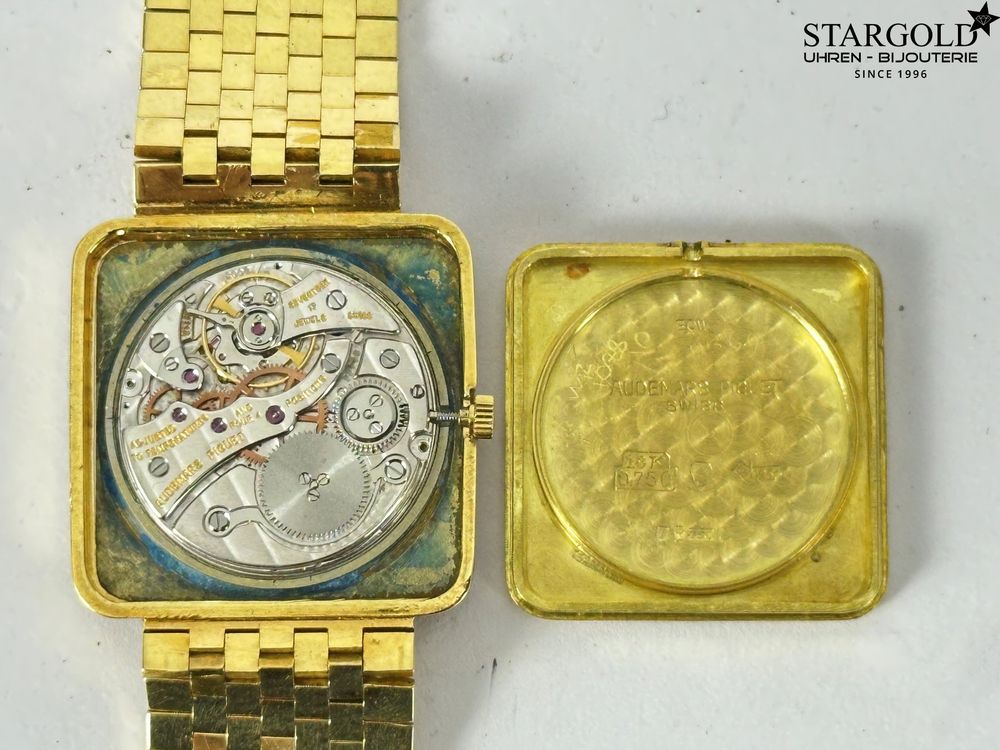 Audemars Piguet 18K Gold Vintage - rare-blue dial