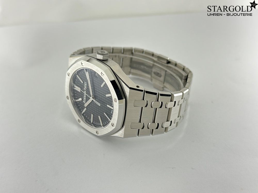 Audemars Piguet Royal Oak Selfwinding - 15510ST.OO.1320ST.02