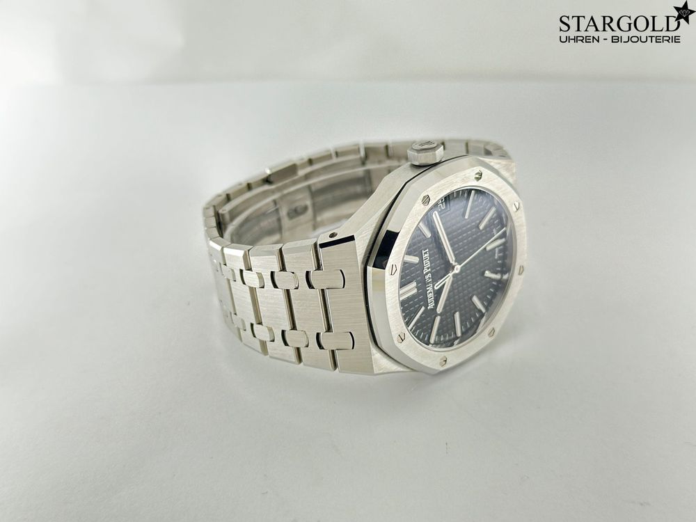Audemars Piguet Royal Oak Selfwinding - 15510ST.OO.1320ST.02