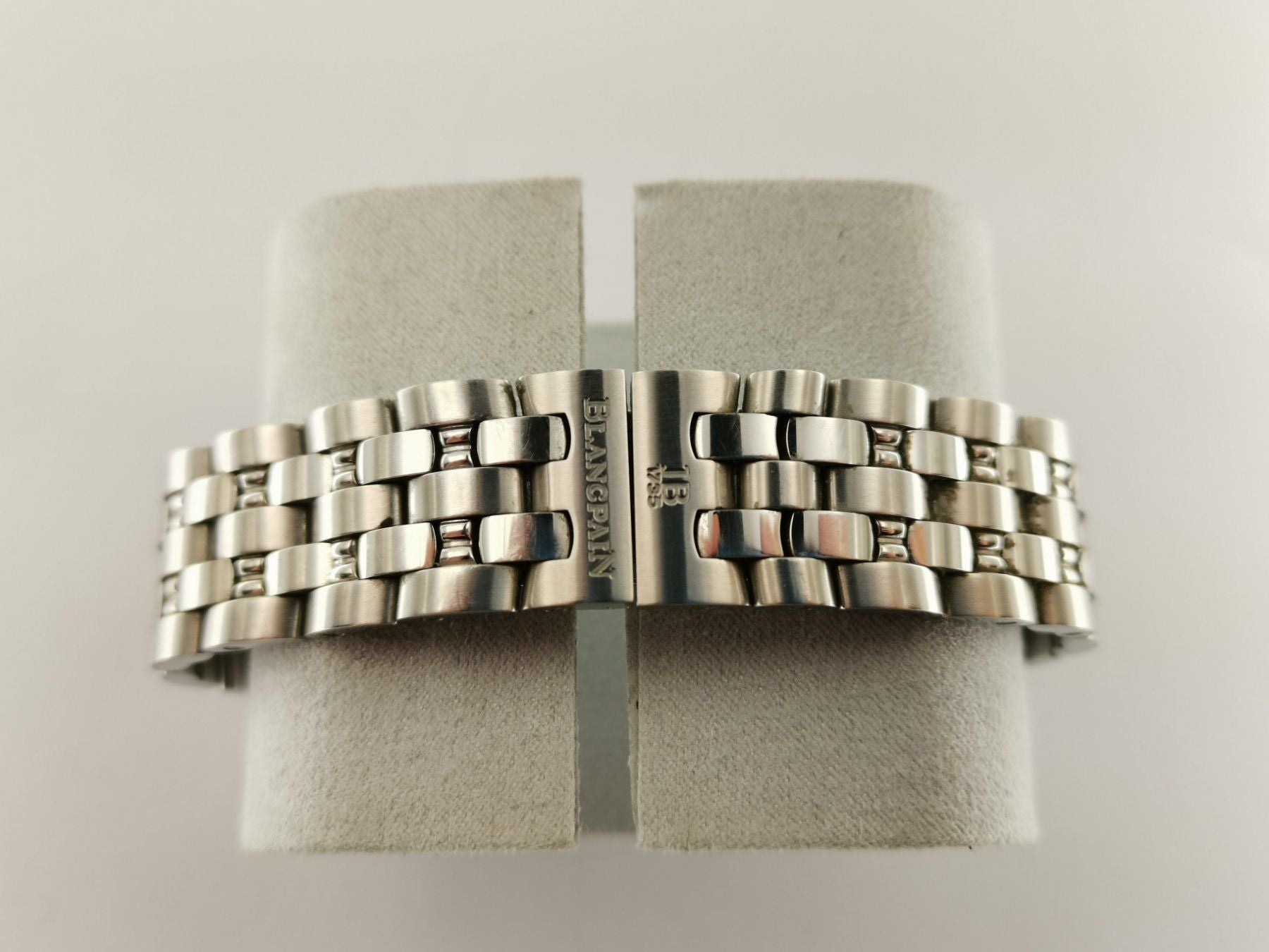 Blancpain Léman Mondphase Triple Date