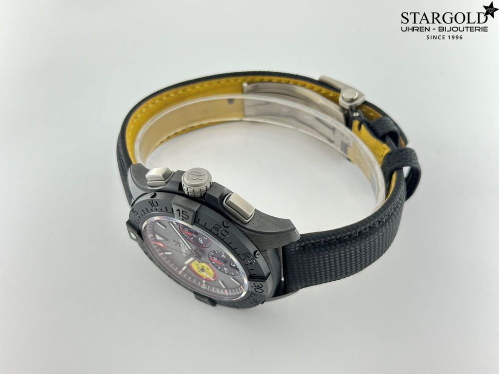 Breitling Avenger B01 Chronograph 44 Swiss Air Force Team SB