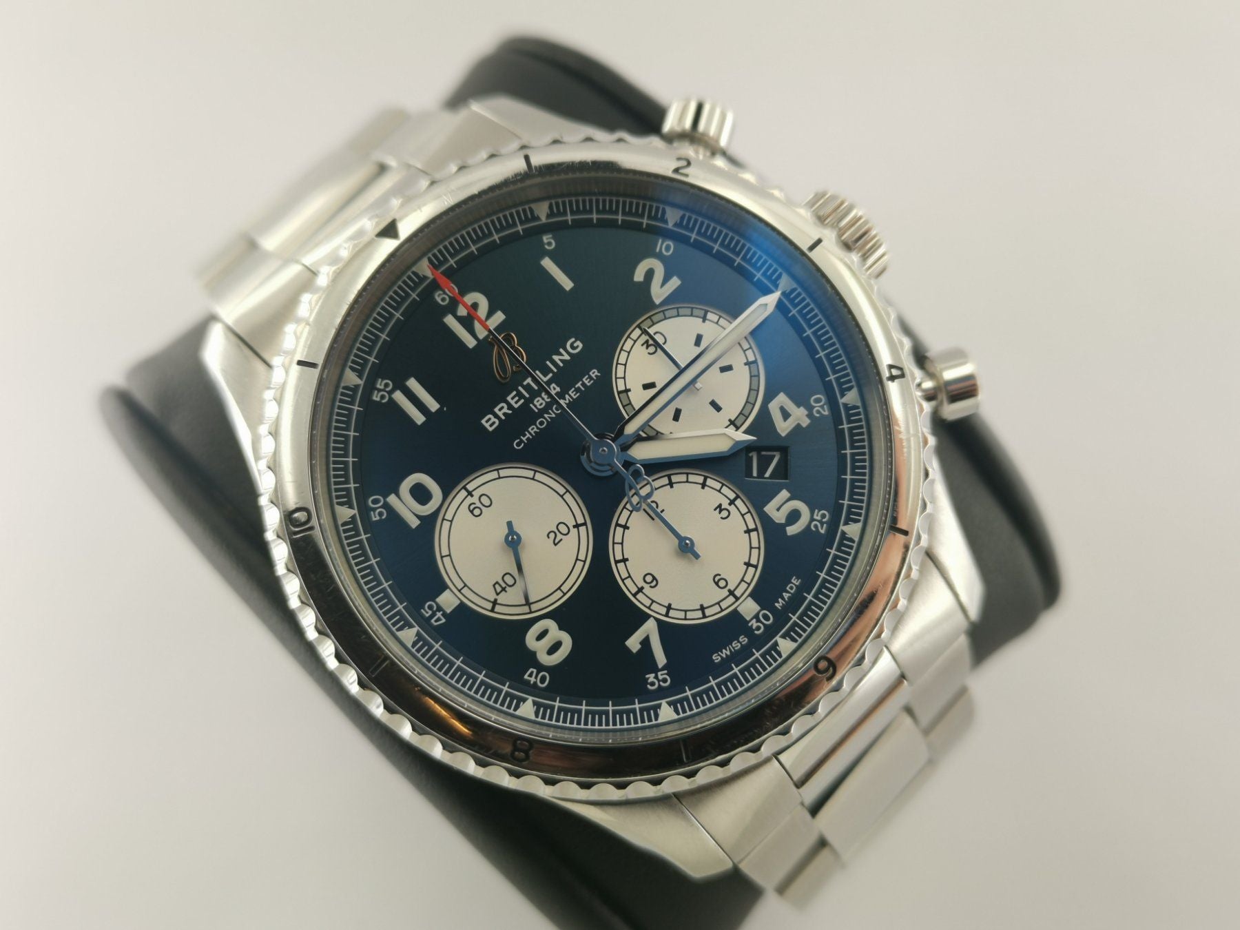 Breitling Aviator 8 B01 Chronograph 43mm