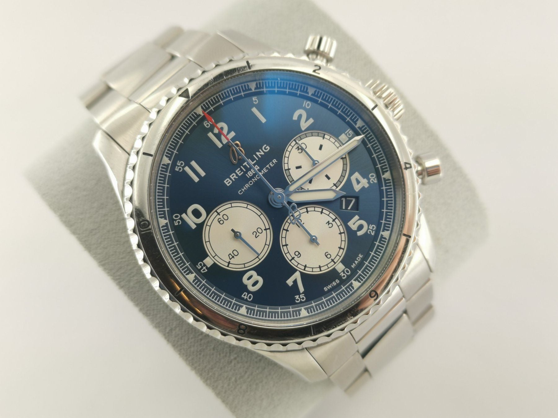 Breitling Aviator 8 B01 Chronograph 43mm