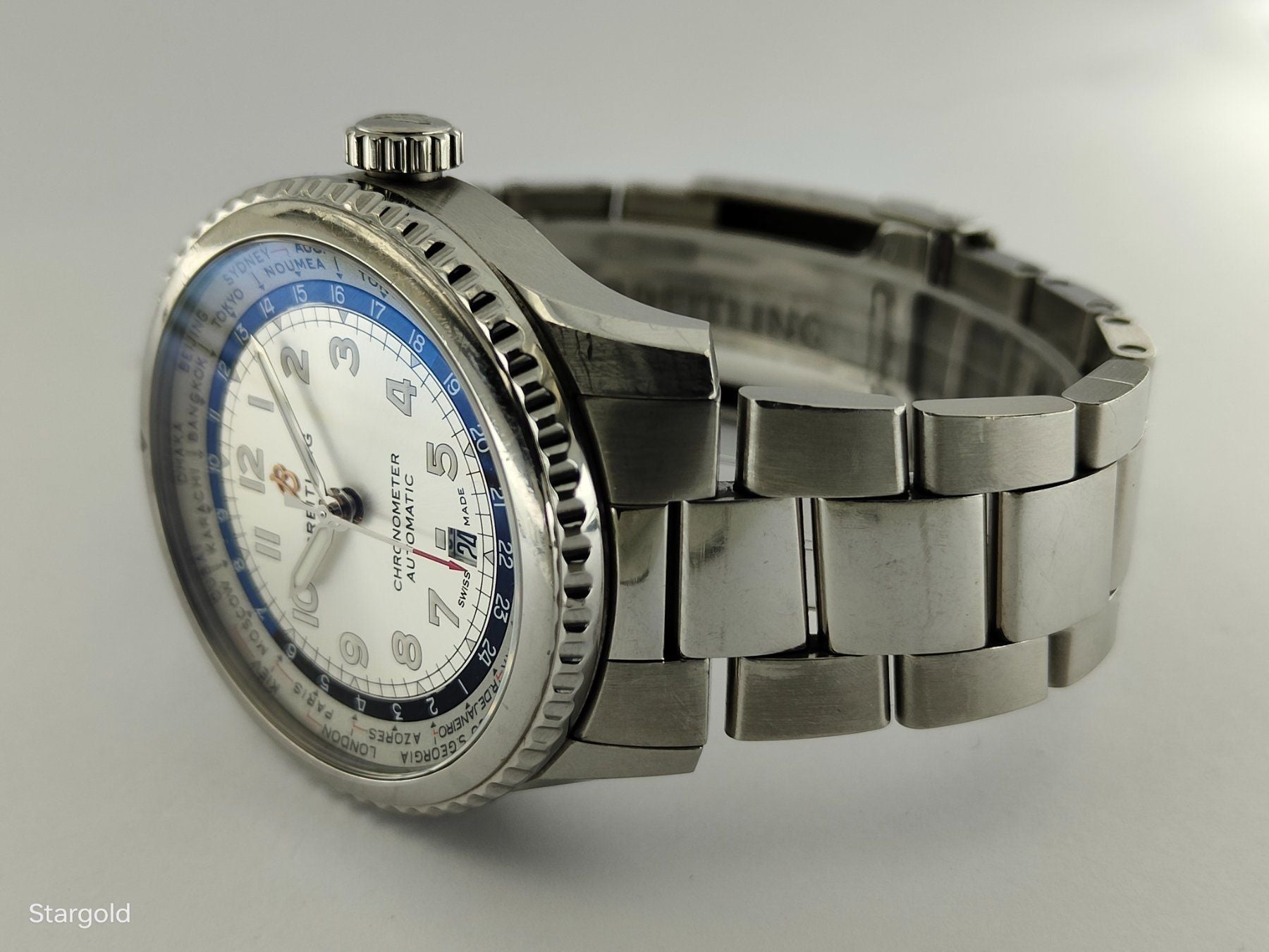 Breitling Aviator 8 B35 Unitime - 43 mm - 4290 CHF Zürich