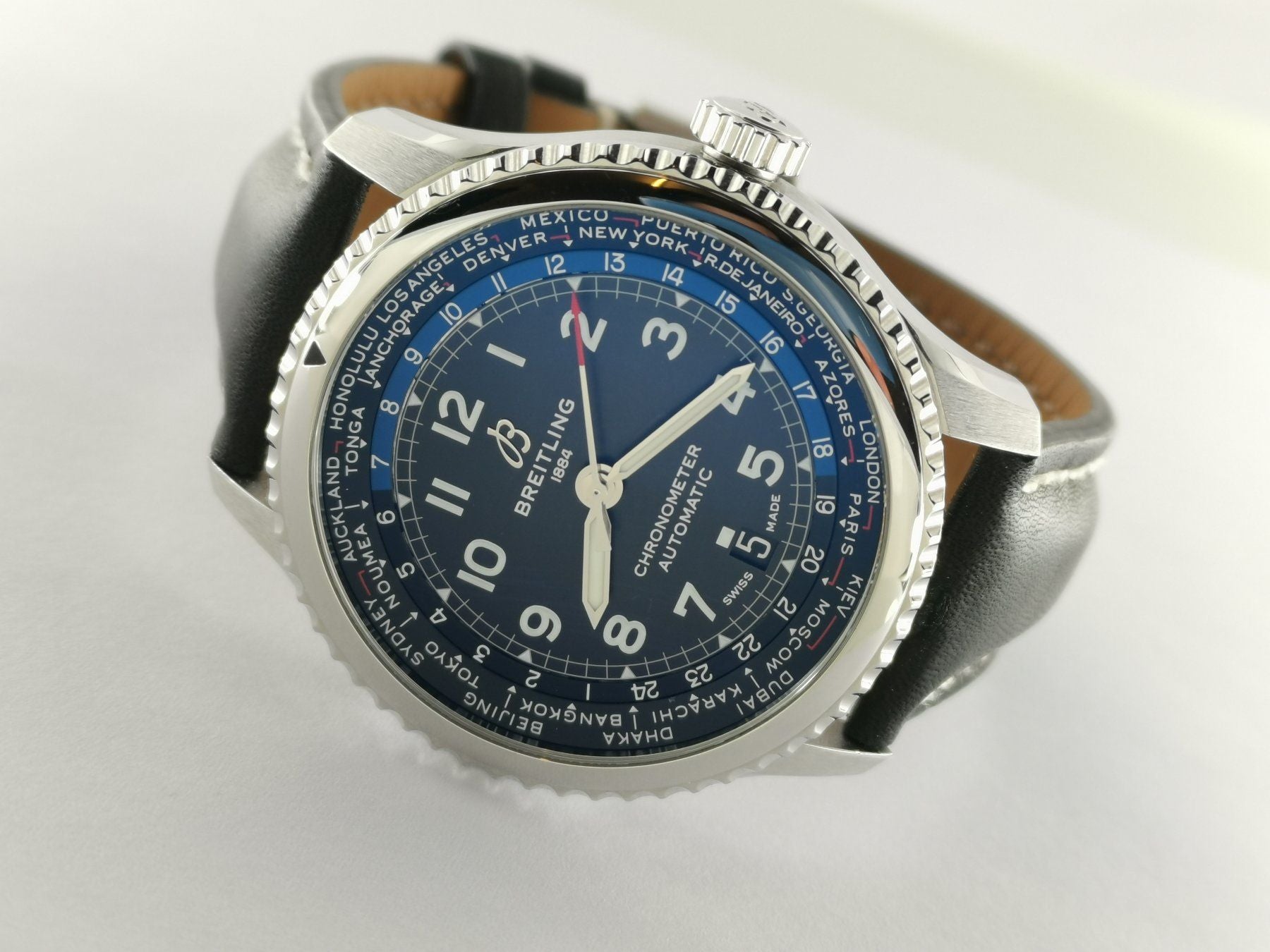 Breitling Aviator 8 B35 Unitime