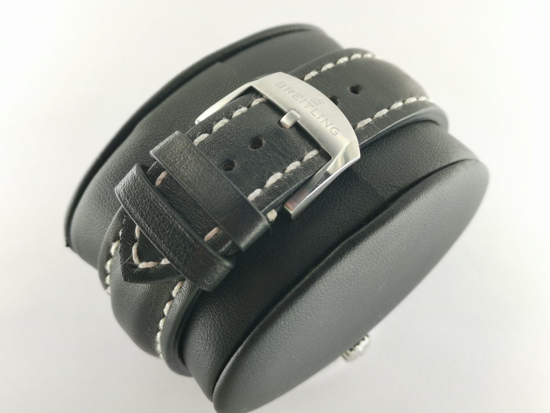 Breitling Aviator 8 B35 Unitime
