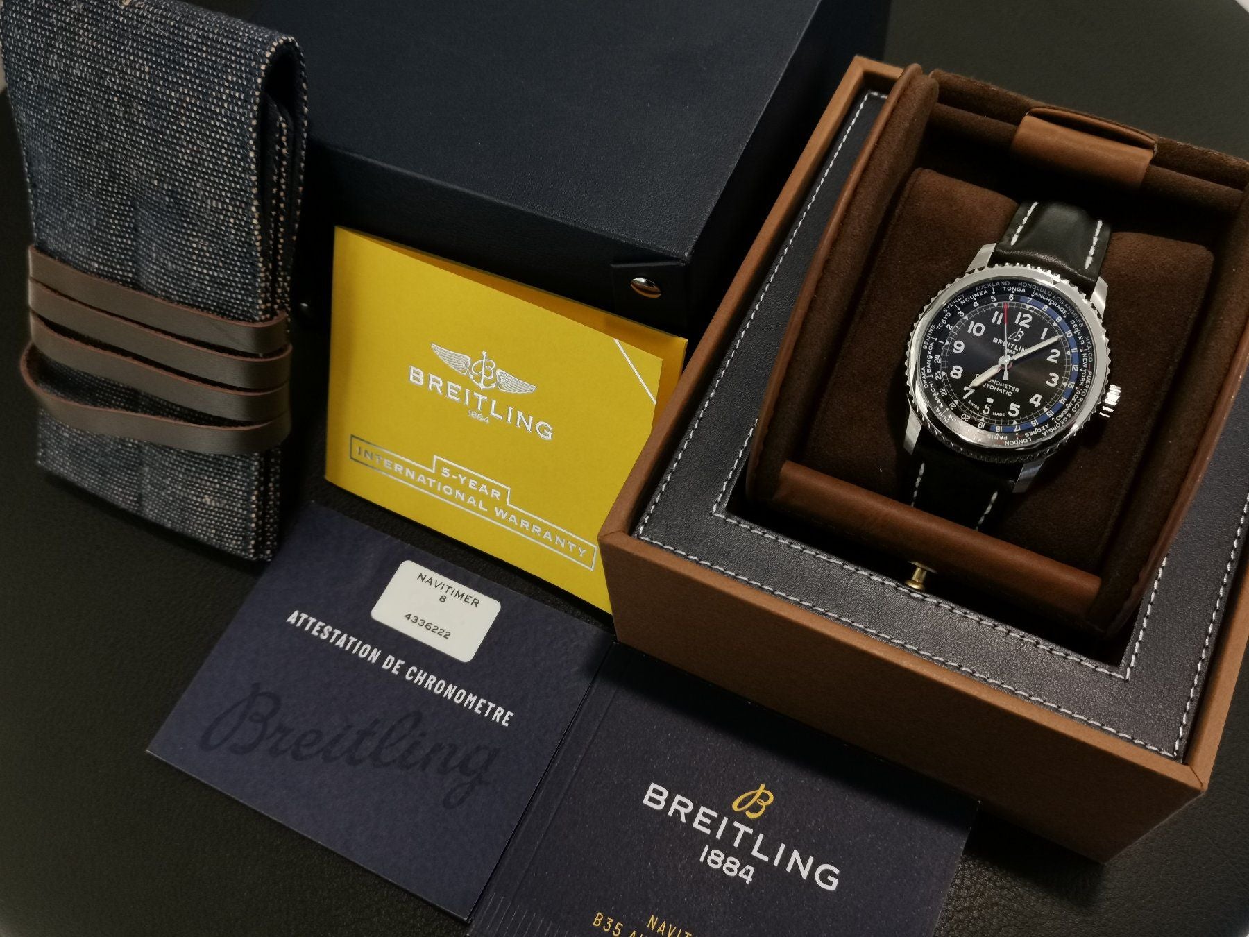 Breitling Aviator 8 B35 Unitime