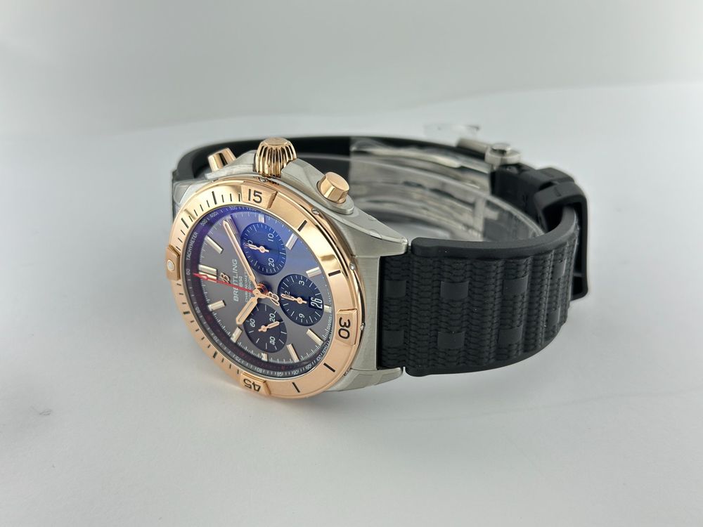 Breitling Chronomat B01 42 - UB0134