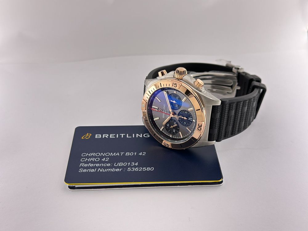 Breitling Chronomat B01 42 - UB0134