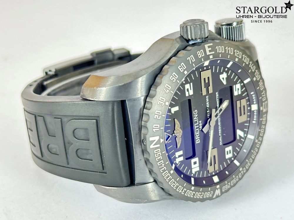 Breitling Emergency Night Mission - V76325C1