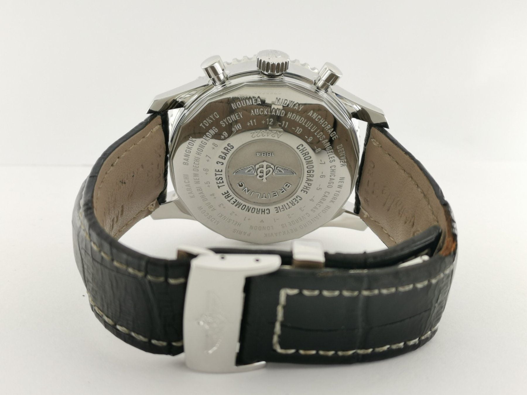 Breitling Navitimer GMT 46 Schwarz