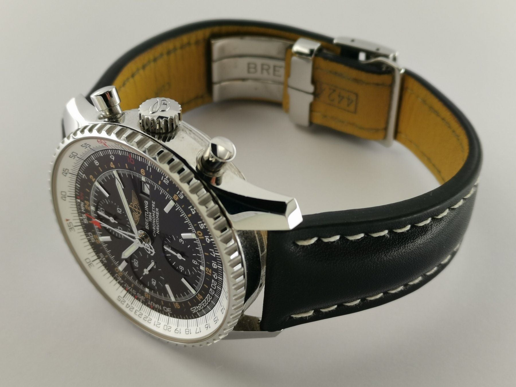 Breitling Navitimer World 46mm