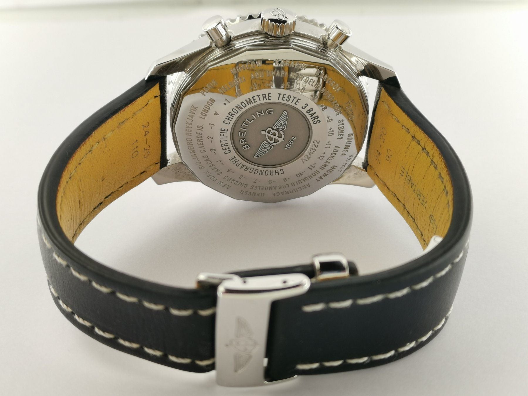 Breitling Navitimer World 46mm