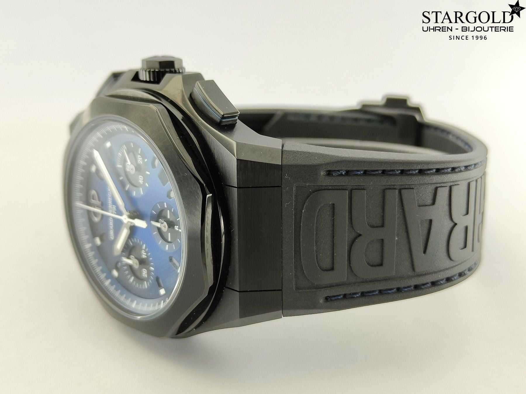 Girard Perregaux Laureato Absolute Chrono -81060-21-491-FH6A - 44 mm - 7590 CHF Zürich