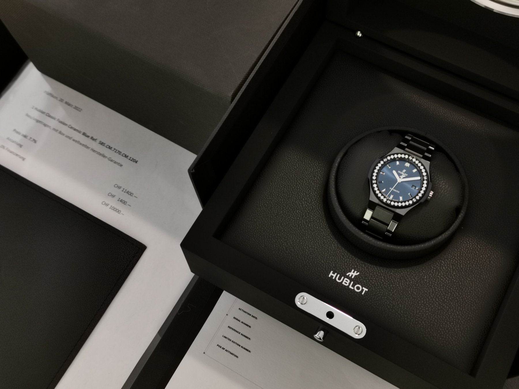 Hublot Classic Fusion Damenuhr mit Diamanten - 33mm - 5900 CHF Zürich