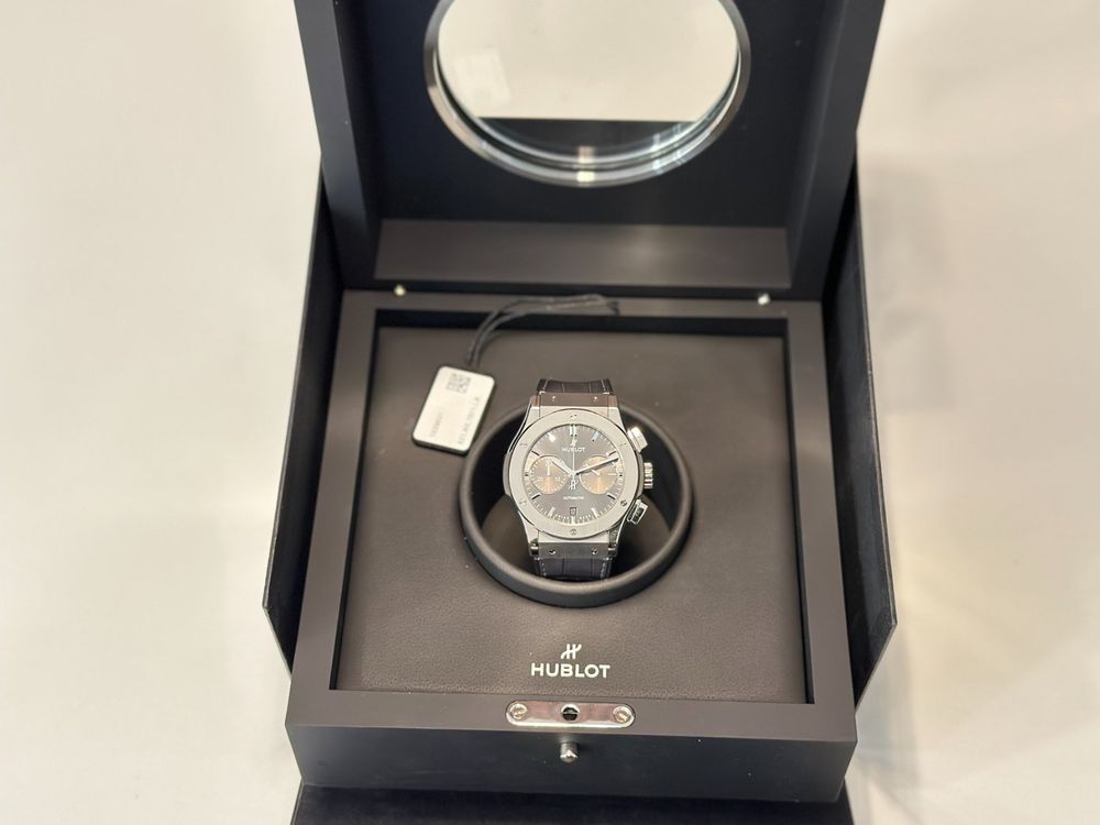 Hublot Classic Fusion Racing Grey - 521.NX.7071.LR