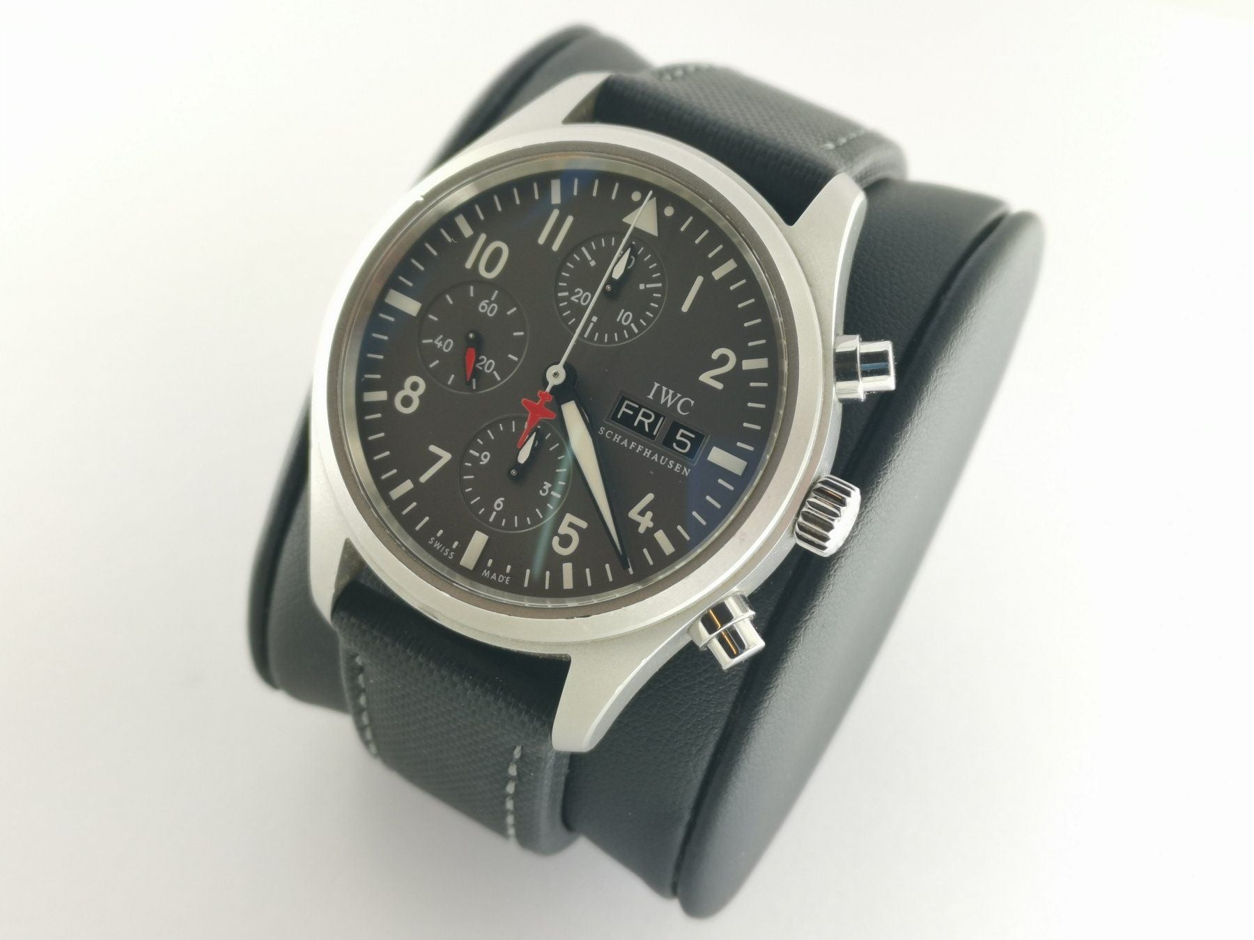 IWC pilot watch Spitfire Chrono Patrouille Suisse 300 pieces