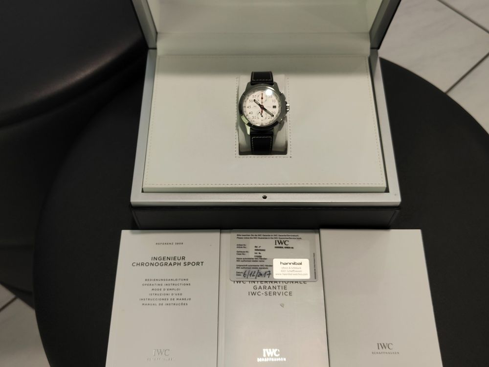 IWC Ingenieur 50th Anniversary Of Mercedes AMG - IW380902 - 44 mm - 7590 CHF Zürich