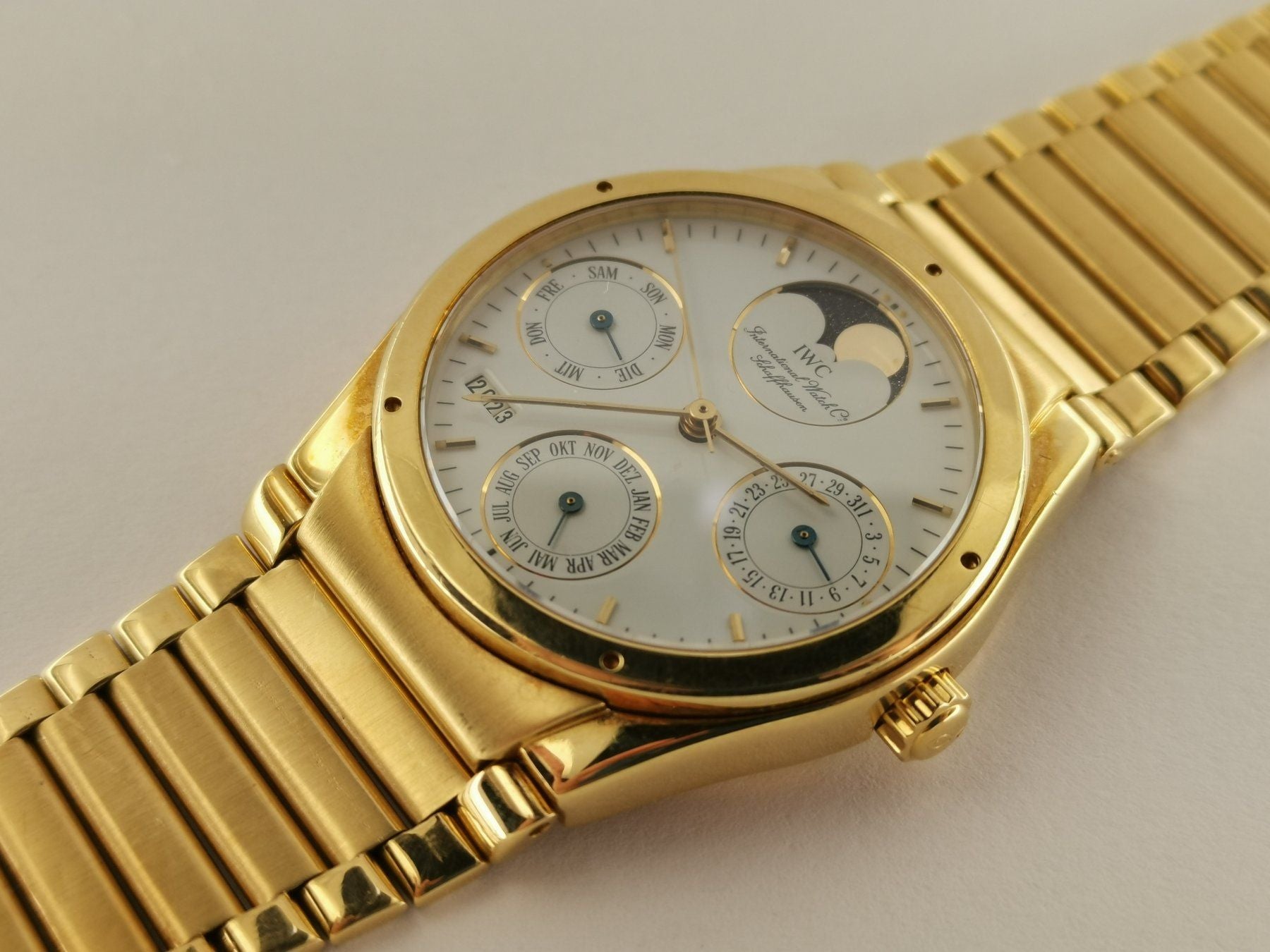 IWC Ingenieur Perpetual Calendar 18K yellow gold IW3540