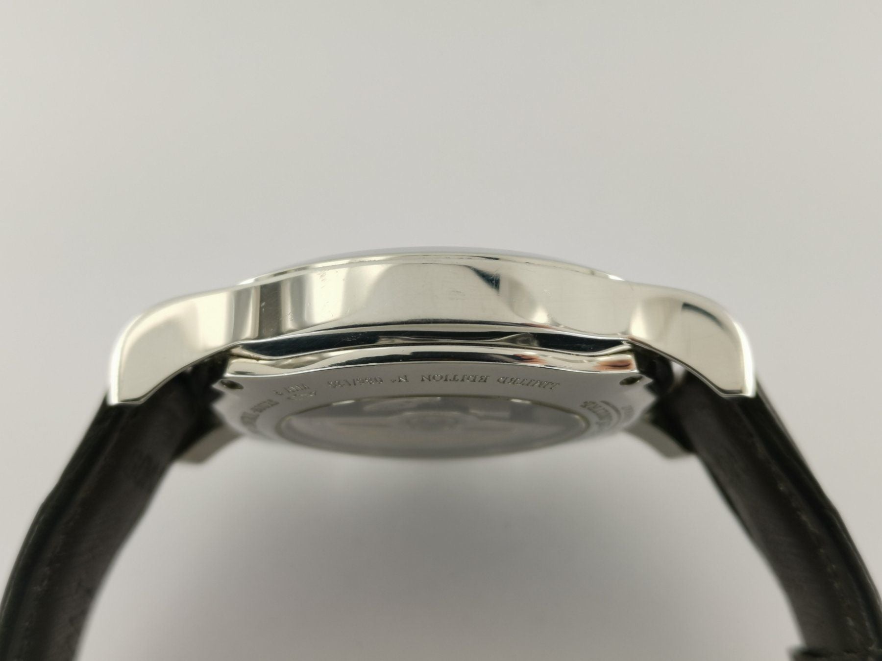 Jaeger-LeCoultre Master Compressor Limited Edition - 41 mm - 6290 CHF Zürich