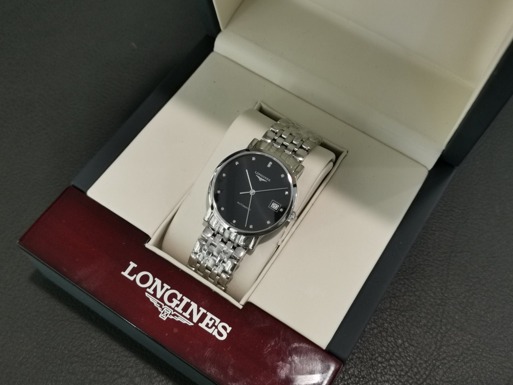 Longines Elegant Automatik mit Diamanten