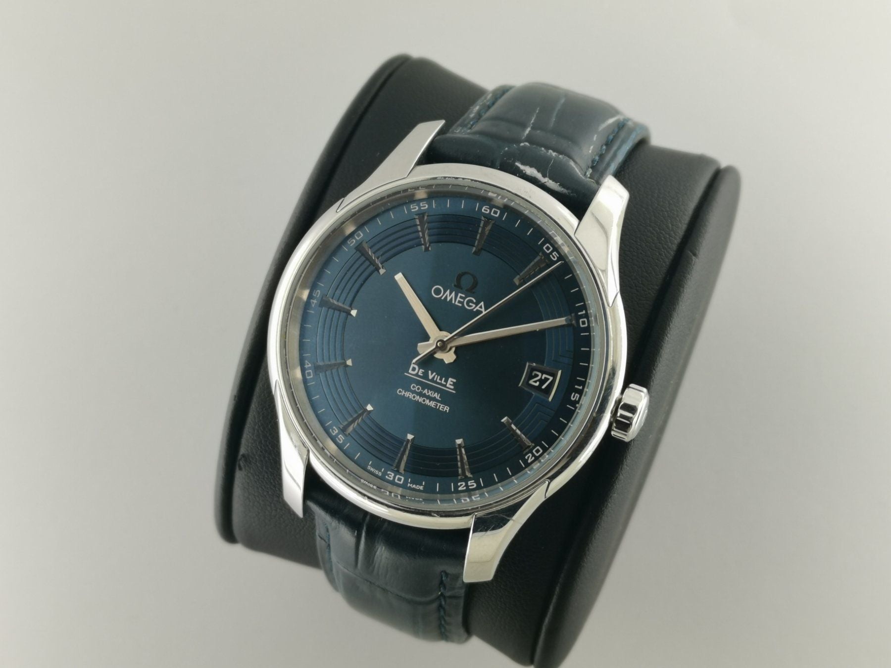 Omega De Ville Hour Vision