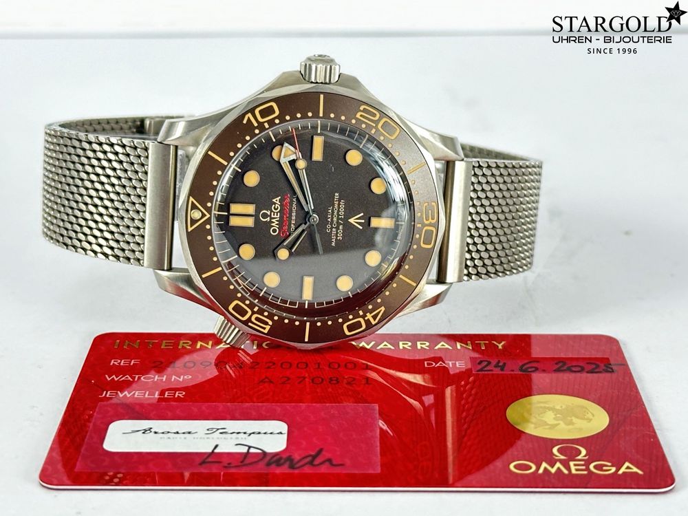 Omega Seamaster Diver 300 - 007 Edition 210.90.42.20.01.001