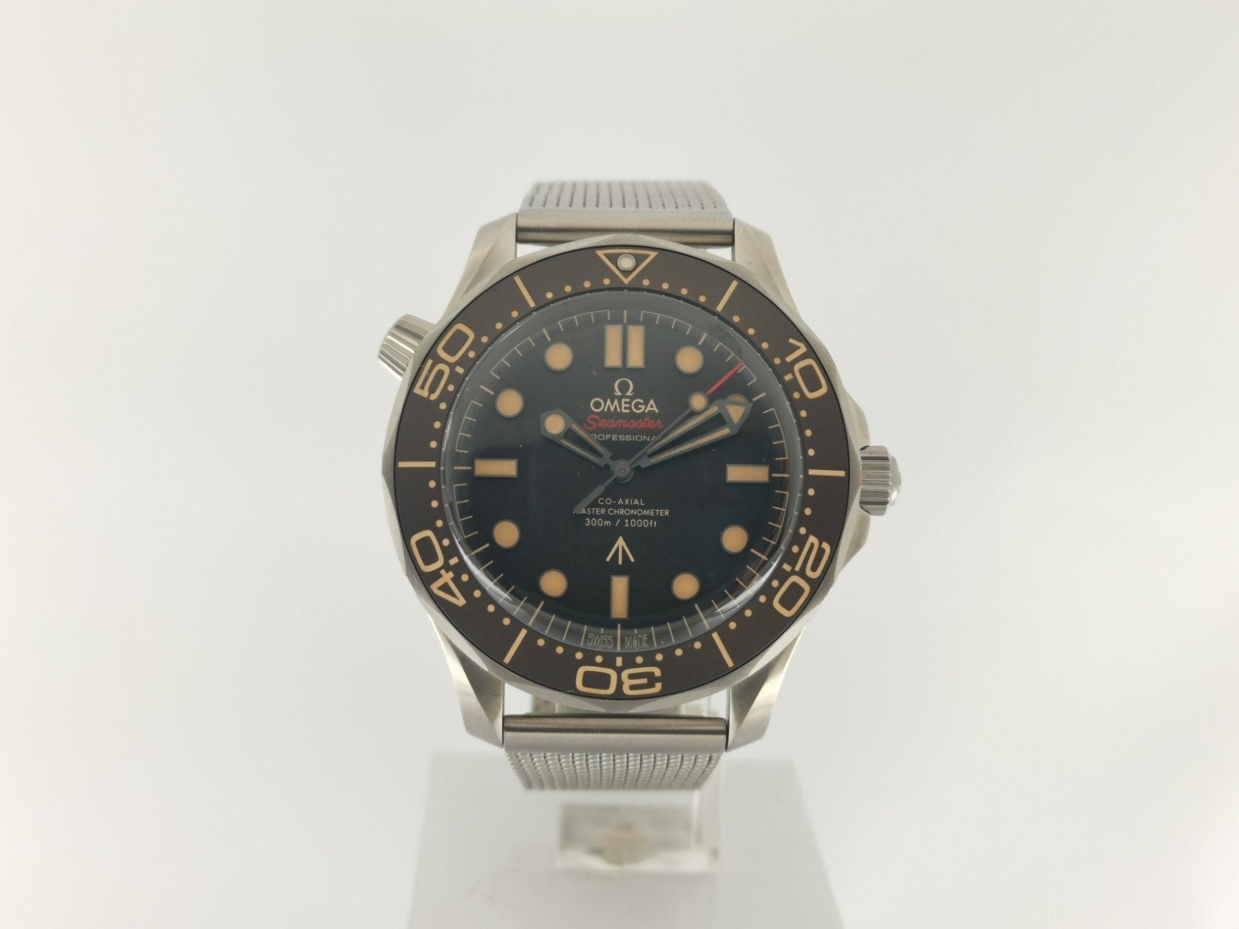 Omega Seamaster Diver 300 M - 007 Edition