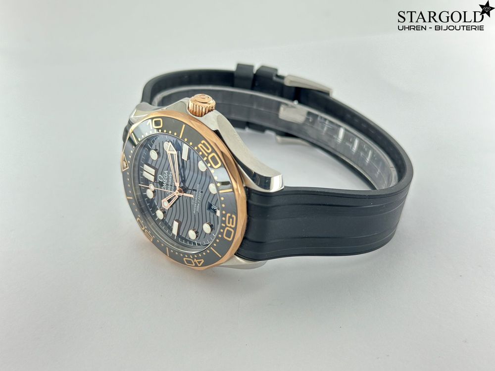 Omega Seamaster Diver 300 M - 210.22.42.20.01.002