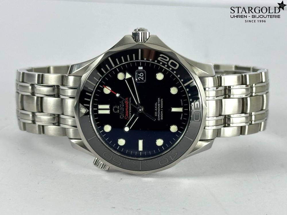 Omega Seamaster Diver 300 M - 212.30.41.20.01.003