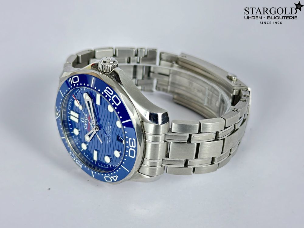Omega Seamaster Diver 300M - 210.30.42.20.03.001