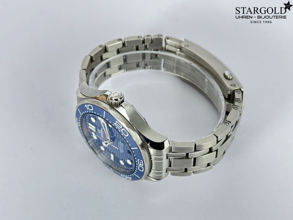 Omega Seamaster Diver 300M - 210.30.42.20.03.001