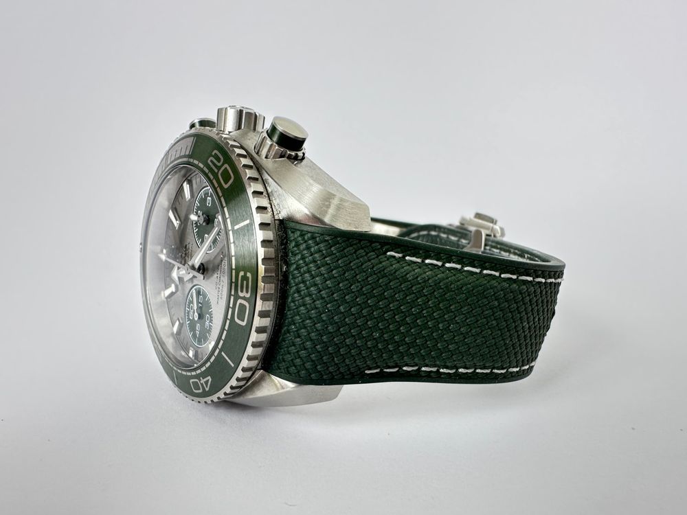 Omega Seamaster Planet Ocean 600M - 215.32.46.51.06.001