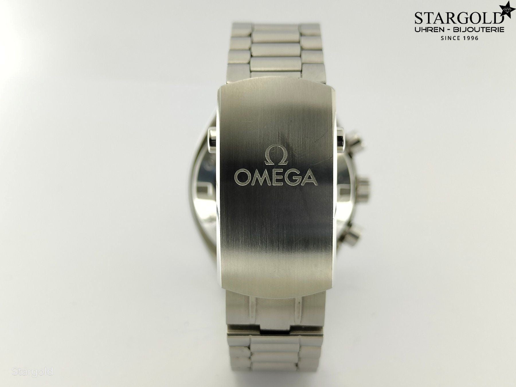 Omega Speedmaster Mark II - 327.10.43.50.01.001