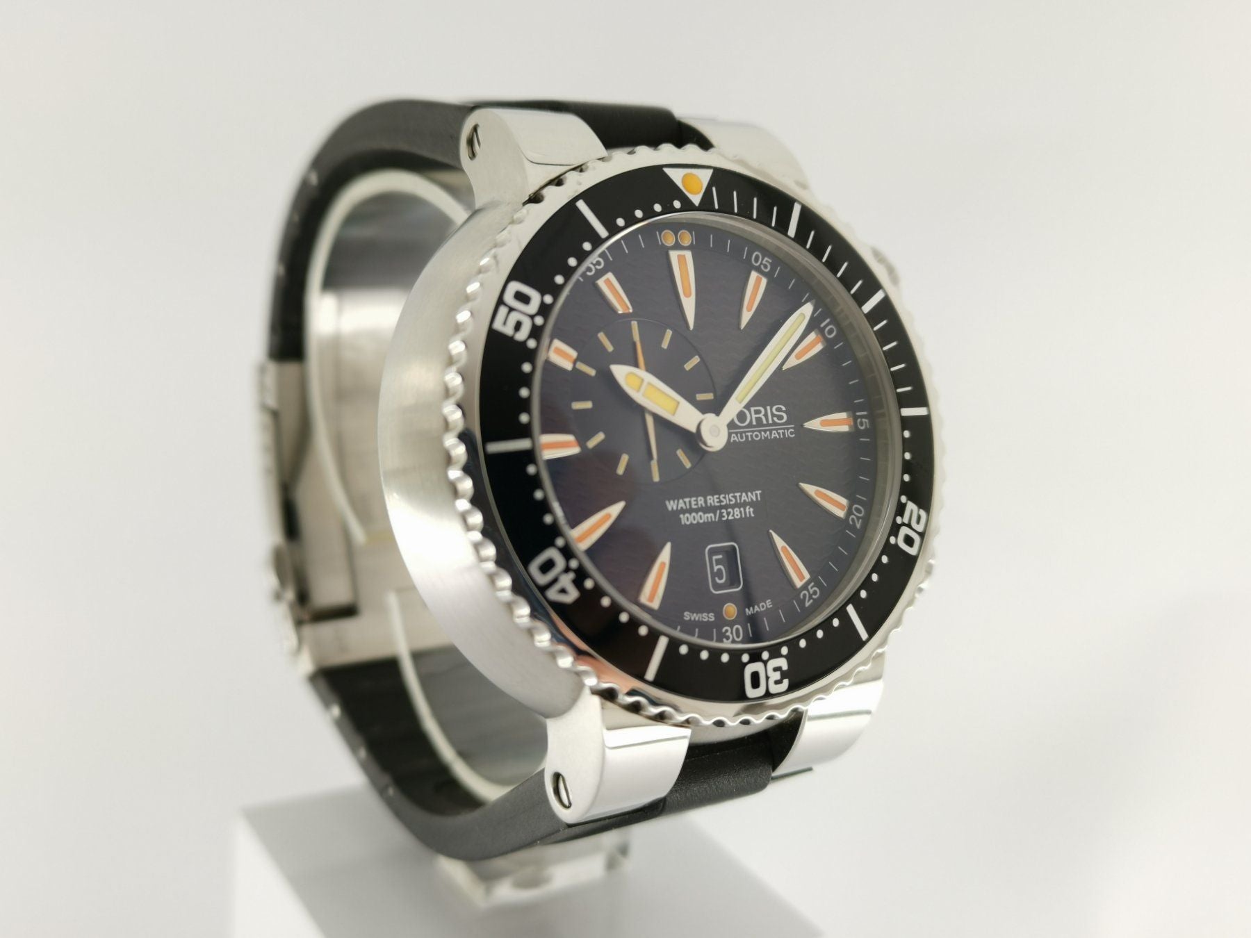 Oris Aquis Small Second Date