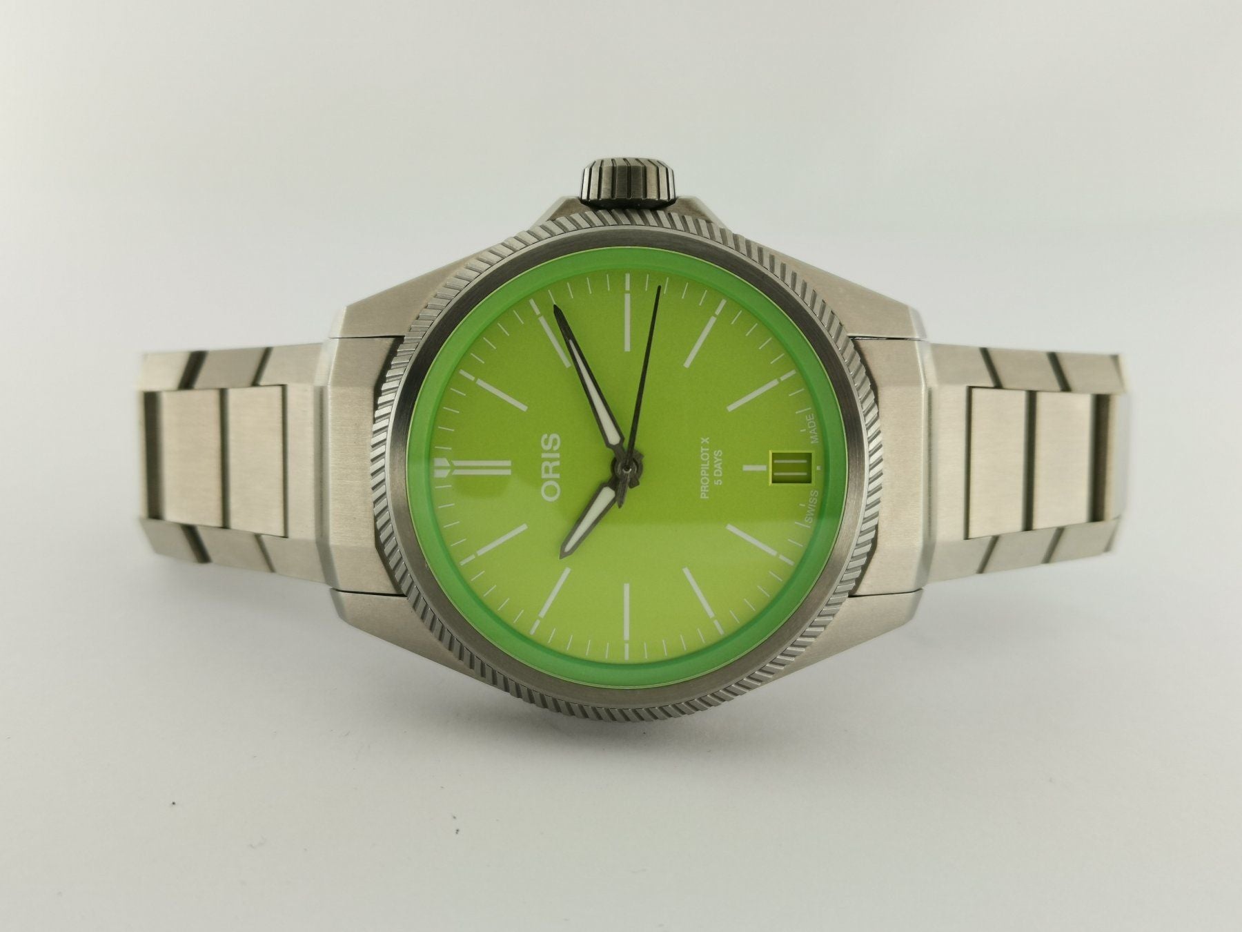 Oris ProPilot X Kermit Edition