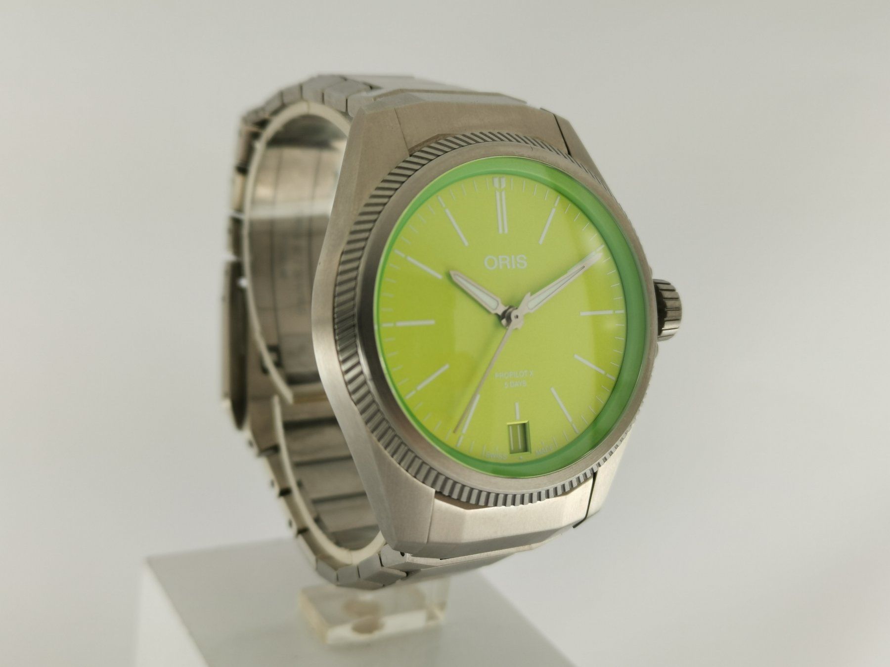 Oris ProPilot X Kermit Edition