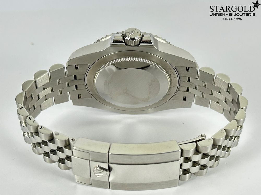 Rolex GMT-Master II Batgirl - 126710BLNR