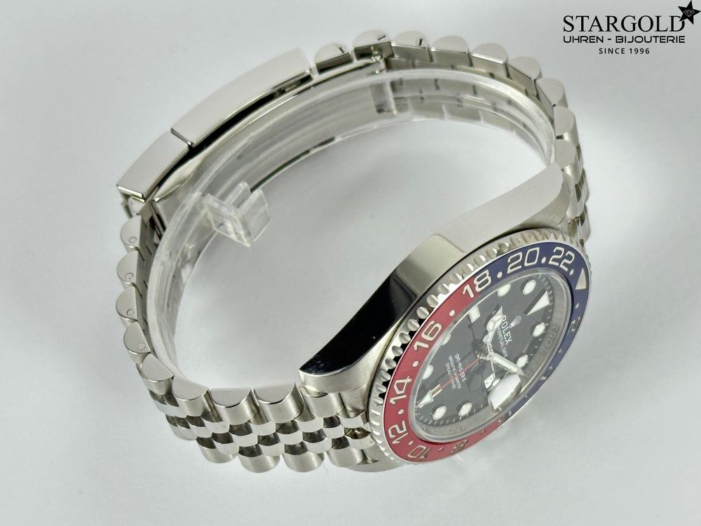 Rolex GMT-Master II "Pepsi" 126710BLRO